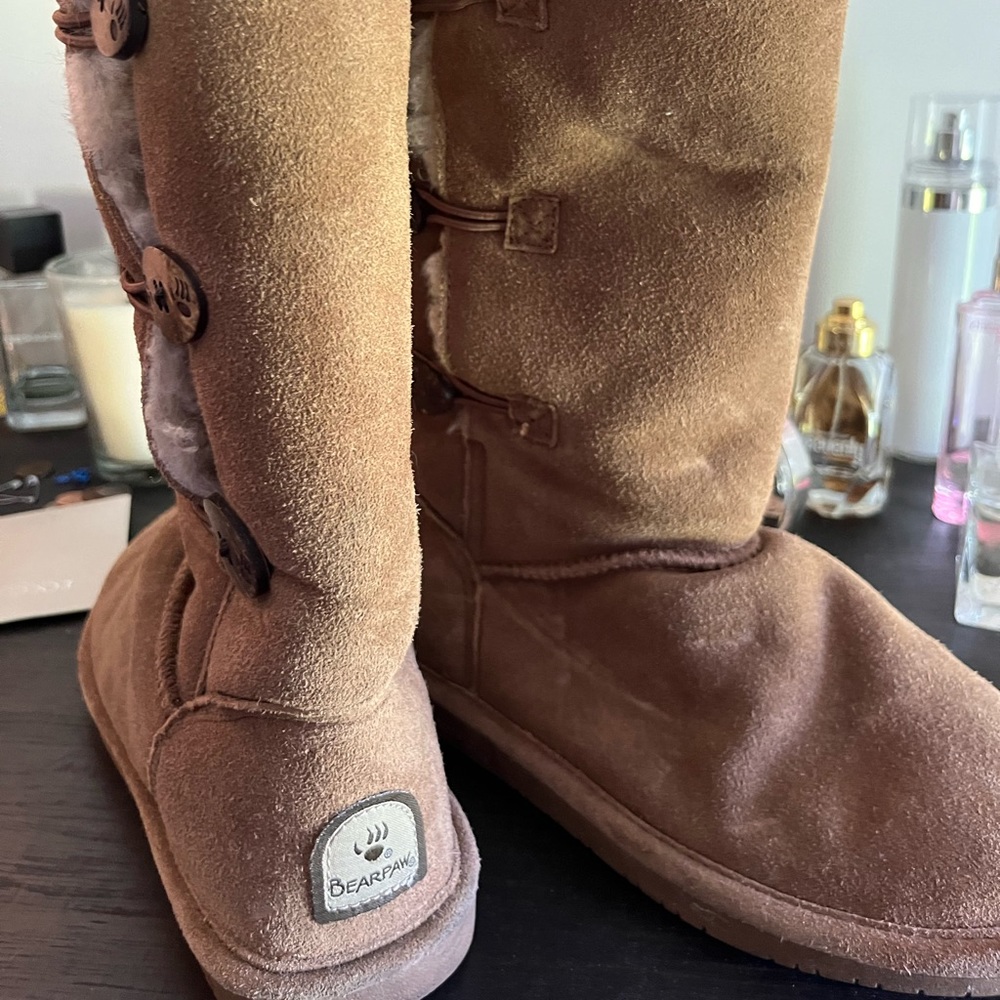 Bearpaw tall boots